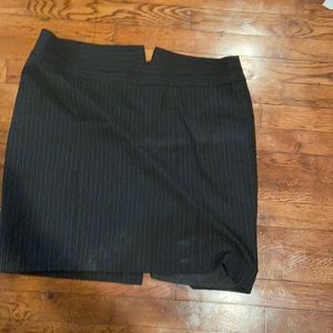 Black skirt with white lines